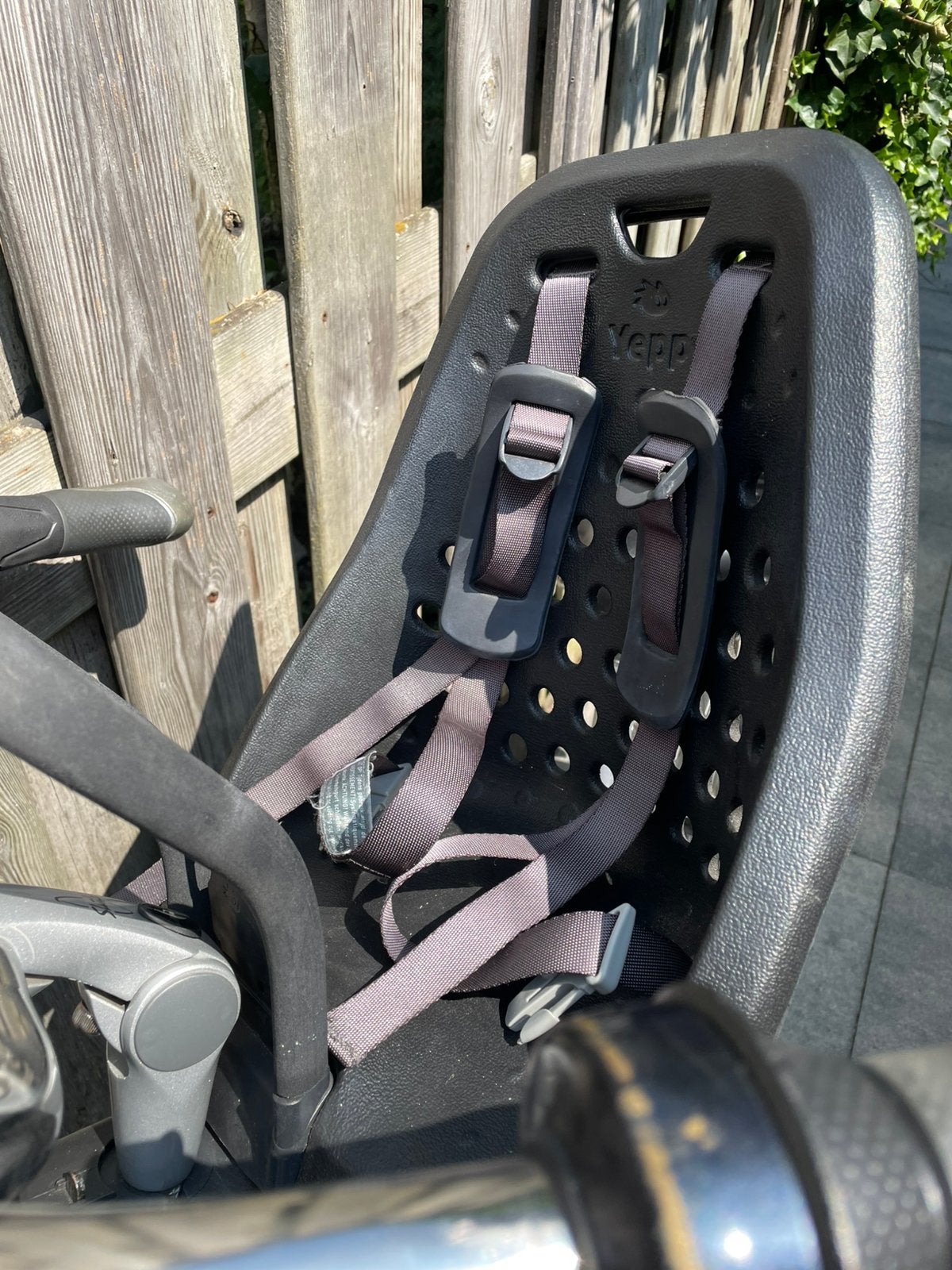 Yepp fietsstoel voor voorop bij stuur, Ophalen of Verzenden, Zo goed als nieuw