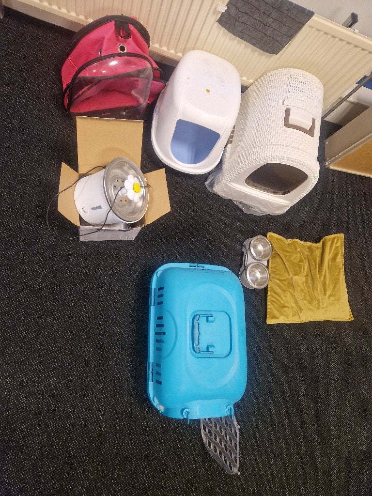 Compleet Kattenpakket – Kattenbak. Reismand, Drinkfontein, Dieren en Toebehoren, Katten-accessoires, Ophalen, Gebruikt