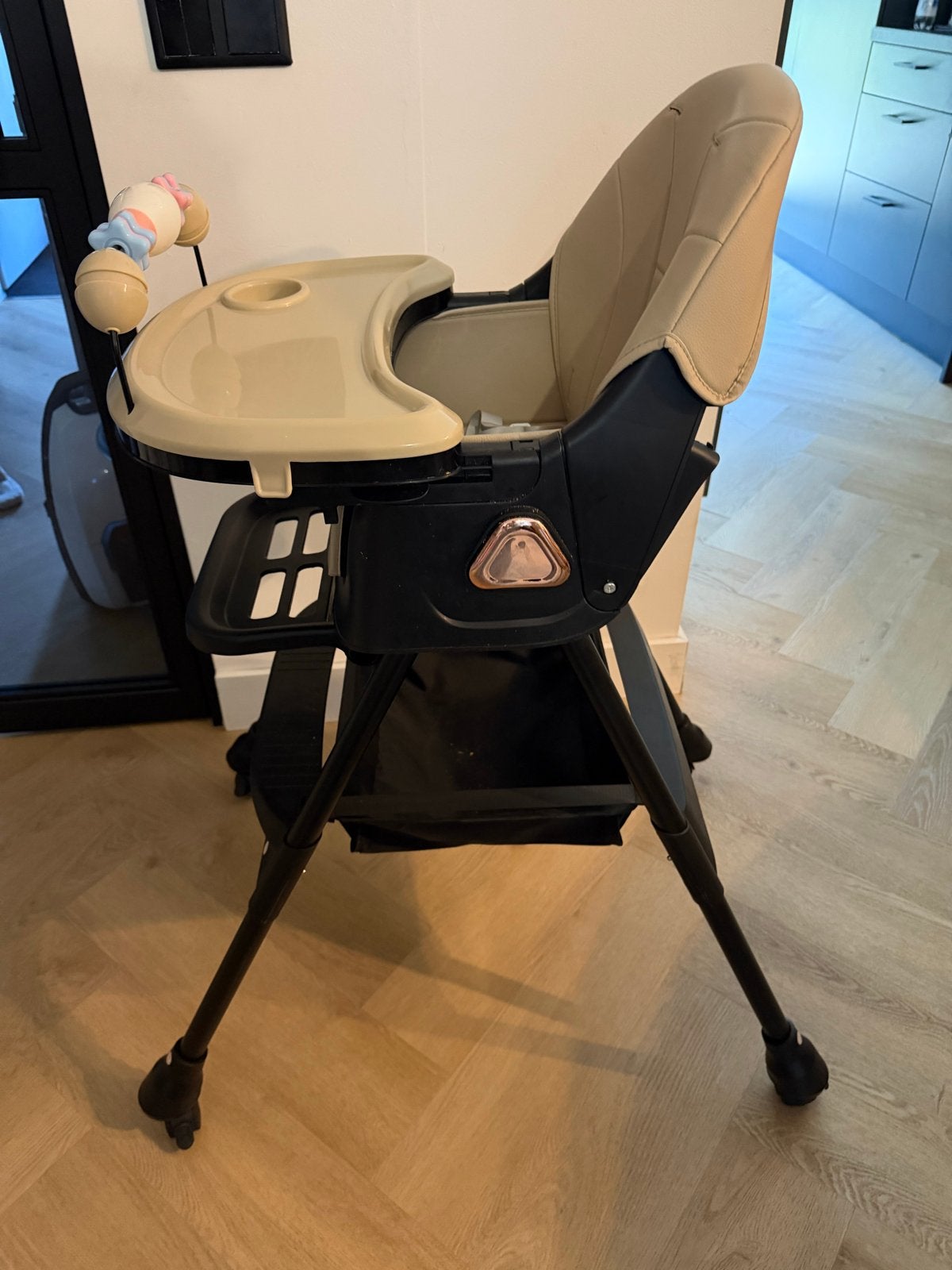 Twinky Babystoel - Comfortabele en veilige kinderstoel, Kinderen en Baby's, Kinderstoelen, Ophalen of Verzenden, Zo goed als nieuw