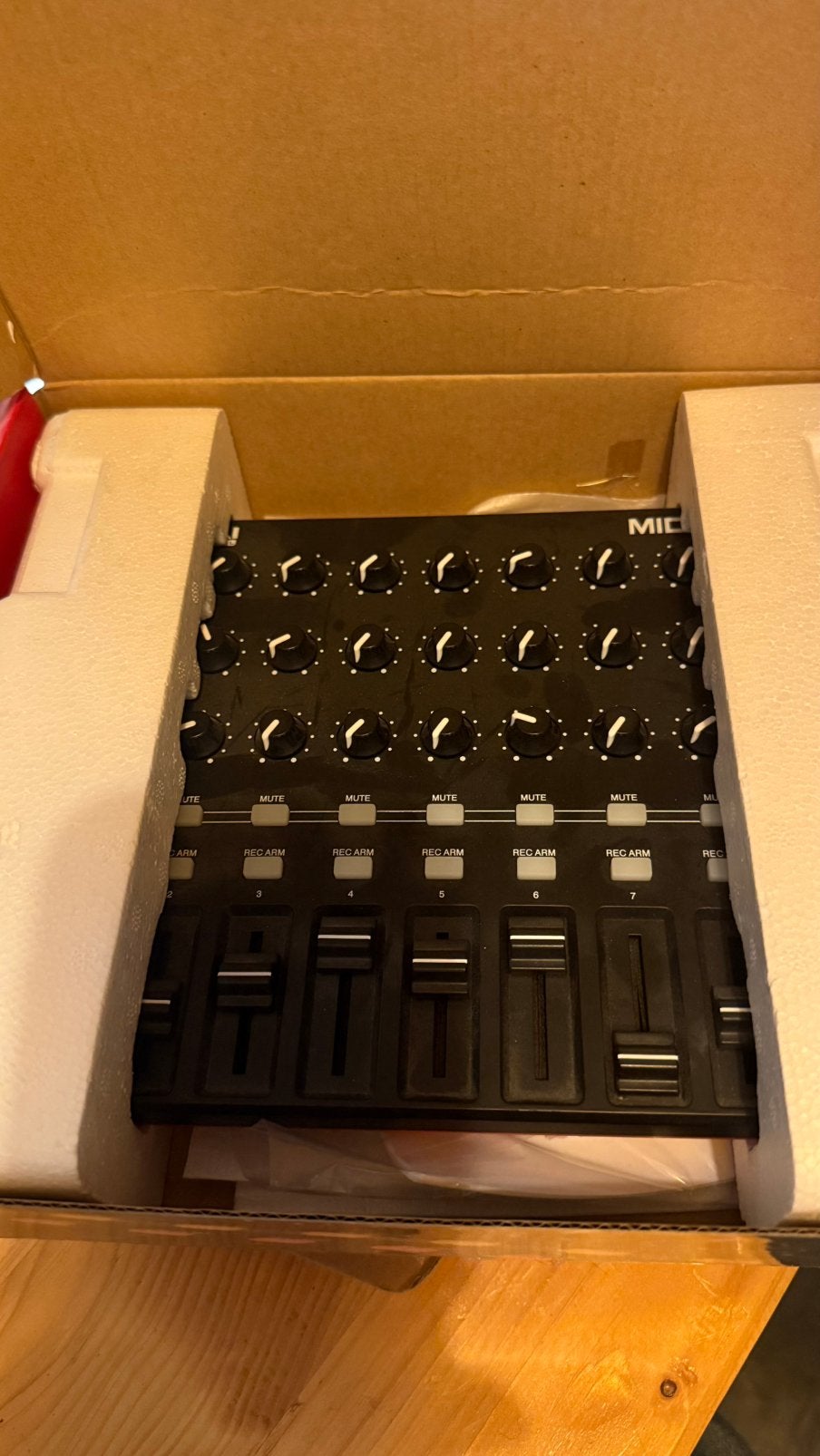 Akai midimix, Muziek en Instrumenten, Ophalen, Zo goed als nieuw