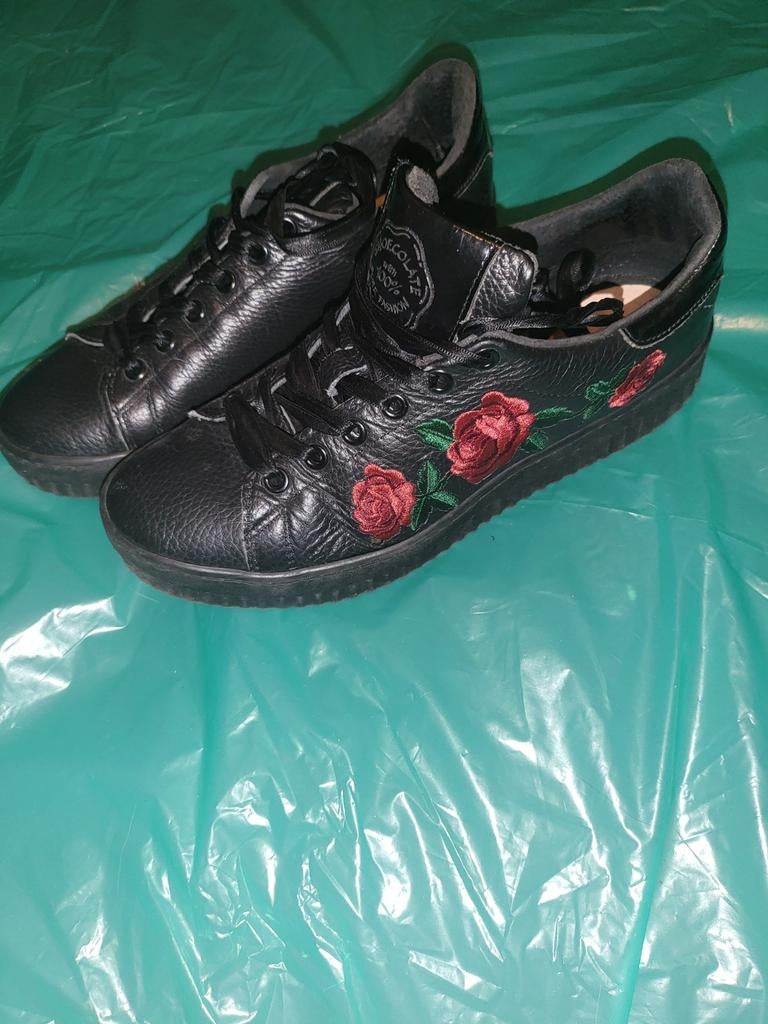 Shoecolate sneakers met rozen borduursel, Shoecolate, Verzenden, Zwart, Sneakers of Gympen