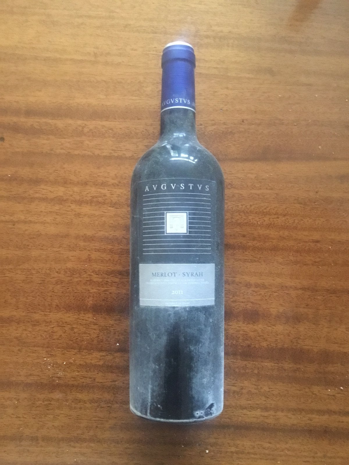 Augustus 2011 merlot syrah, spanje  Penedes rood, Verzamelen, Ophalen, Spanje, Zo goed als nieuw, Rode wijn