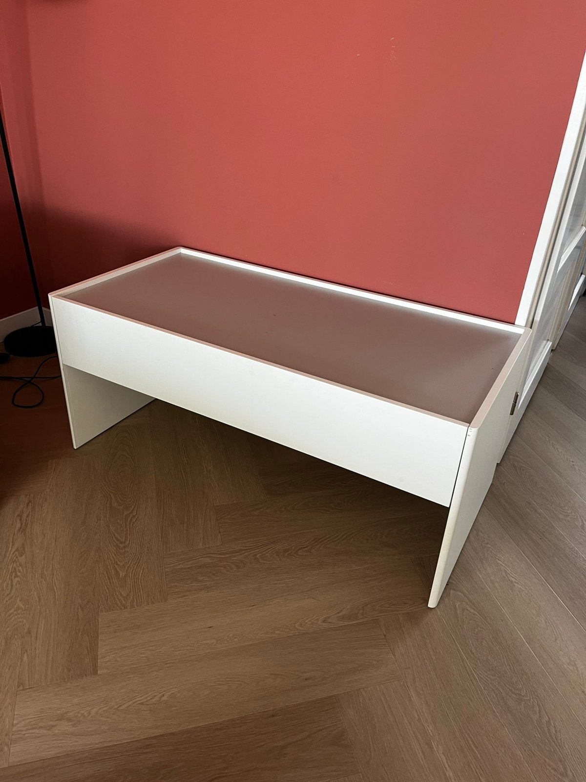 Speeltafel met opbergruimte, Ophalen, Zo goed als nieuw
