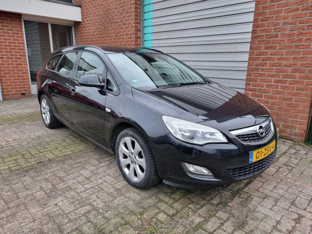 Opel Astra Sports Tourer 1.4 Turbo Sport Navi! Bj:2013 NAP!, Auto's, Opel, Voorwielaandrijving, Euro 5, Gebruikt, 4 cilinders