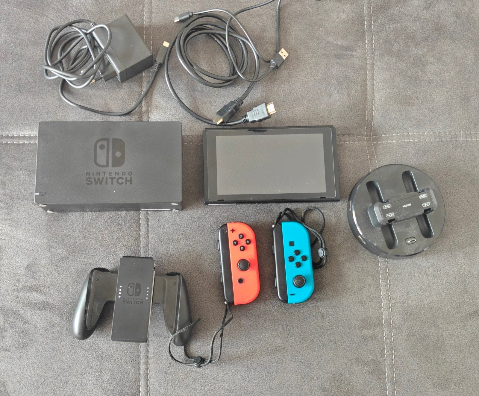 Nintendo Switch Original met 2 controllers en accessoires, Ophalen of Verzenden, Gebruikt, Met 2 controllers, Switch Original