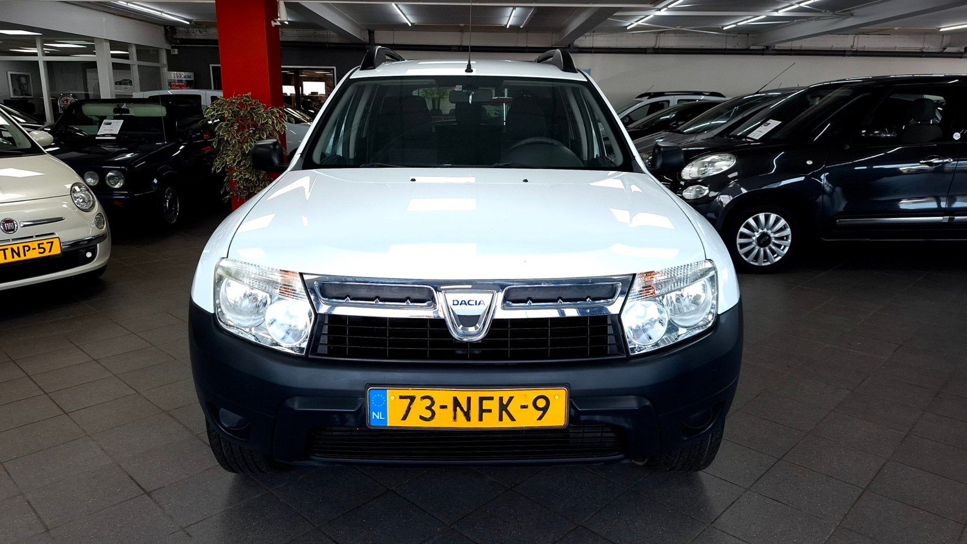 Dacia Duster 1.6 Duster 2wd, Auto's, Dacia, Stof, Gebruikt, Zwart, 4 cilinders