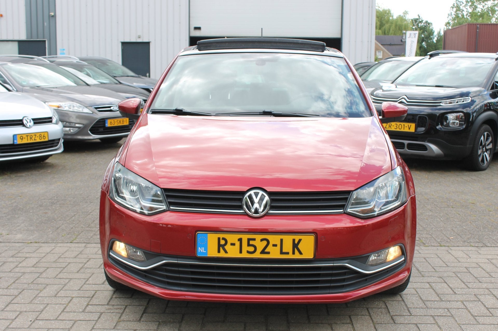Volkswagen Polo 1.2 TSI Highline Pano Clima Cruise Nette aut, Auto's, Volkswagen, Stof, 4 cilinders, Bedrijf, Handgeschakeld