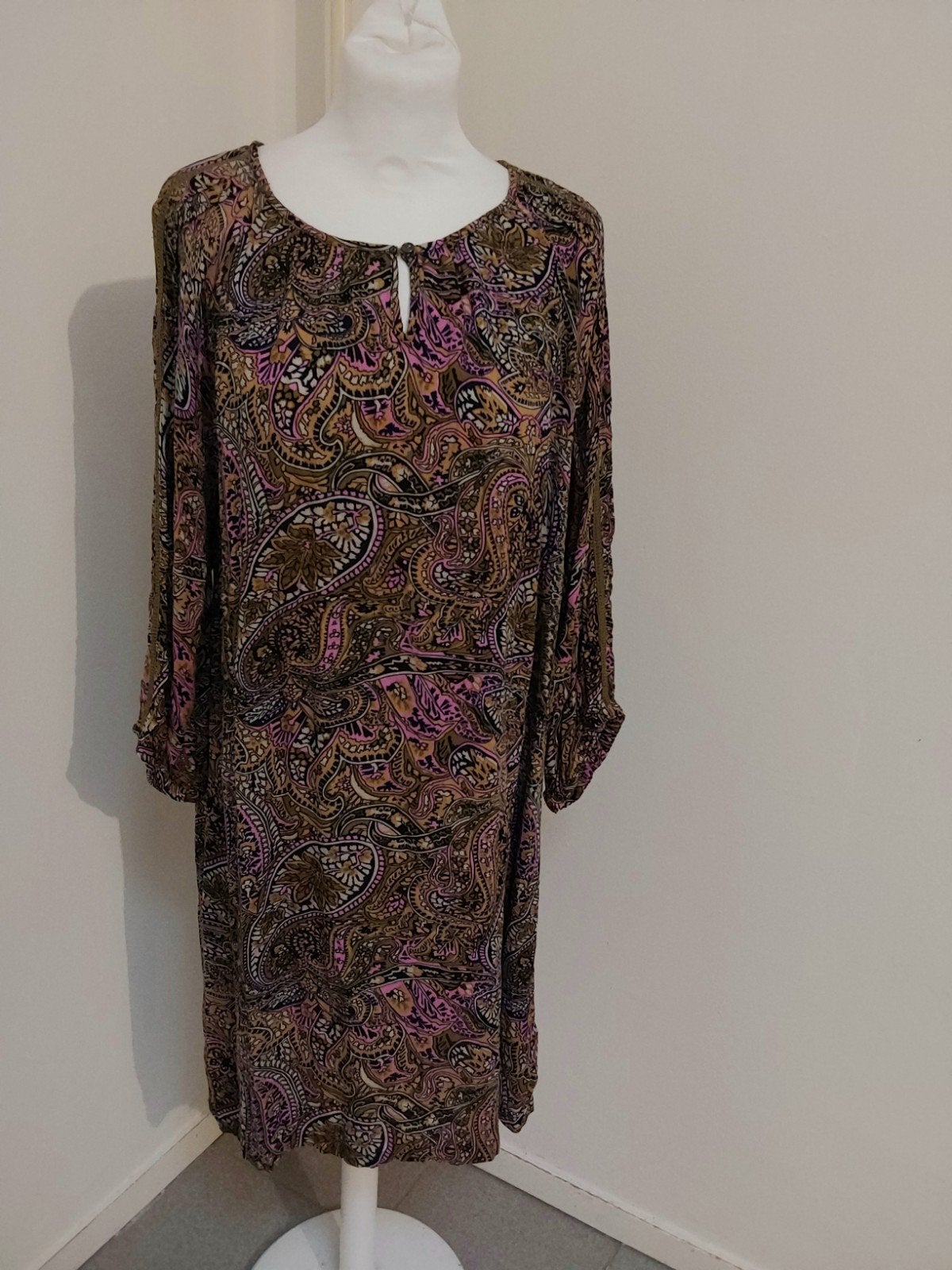 Prachtige jurk van Ciso maat L, okselm 58cm, 100% viscose, Kleding | Dames, Ciso, Verzenden, Zo goed als nieuw, Bruin
