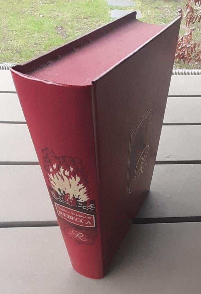 Daphne du Maurier - Rebecca, Ophalen of Verzenden, Gelezen