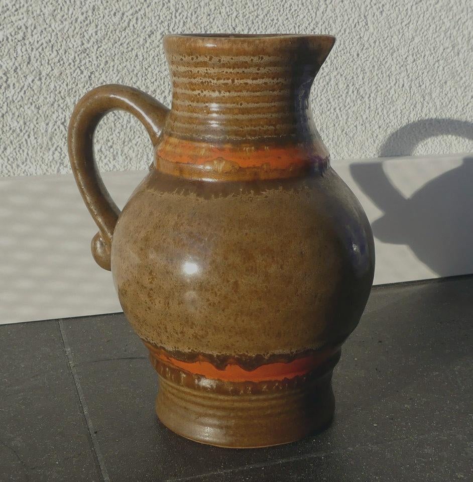 Strehla 9010 vintage vaas East-Germany oorvaas bruin oranje, Huis en Inrichting, Gebruikt, Aardewerk of Porselein, Oranje, Ophalen of Verzenden