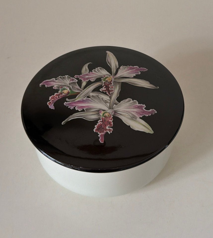 Villeroy & Boch Black Forest dekseldoos, Ophalen of Verzenden, Zo goed als nieuw, Overige materialen, Bord of Schaal
