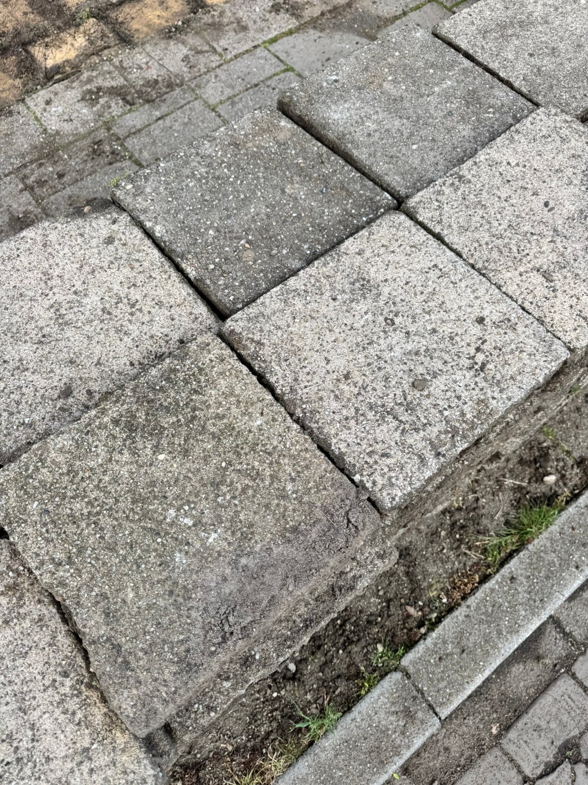 Gratis!!, Ophalen of Verzenden, Gebruikt, Beton, Terrastegels