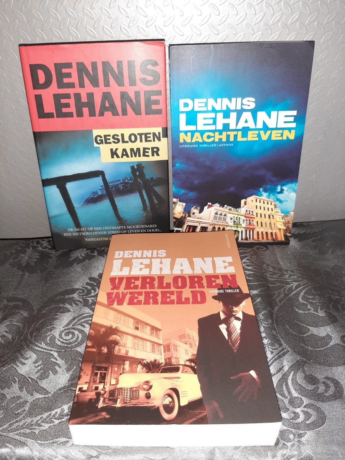 Dennis Lehane Boeken Gesloten Kamer, Nachtleven, Verloren We, Boeken, Detectives, Ophalen of Verzenden, Zo goed als nieuw