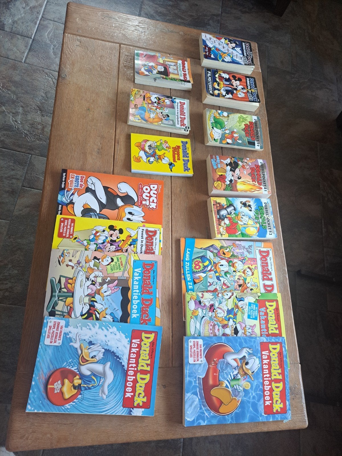 15 donald duck (dubbel) pockets , vakantieboeken, Meerdere stripboeken, Ophalen of Verzenden, Gelezen