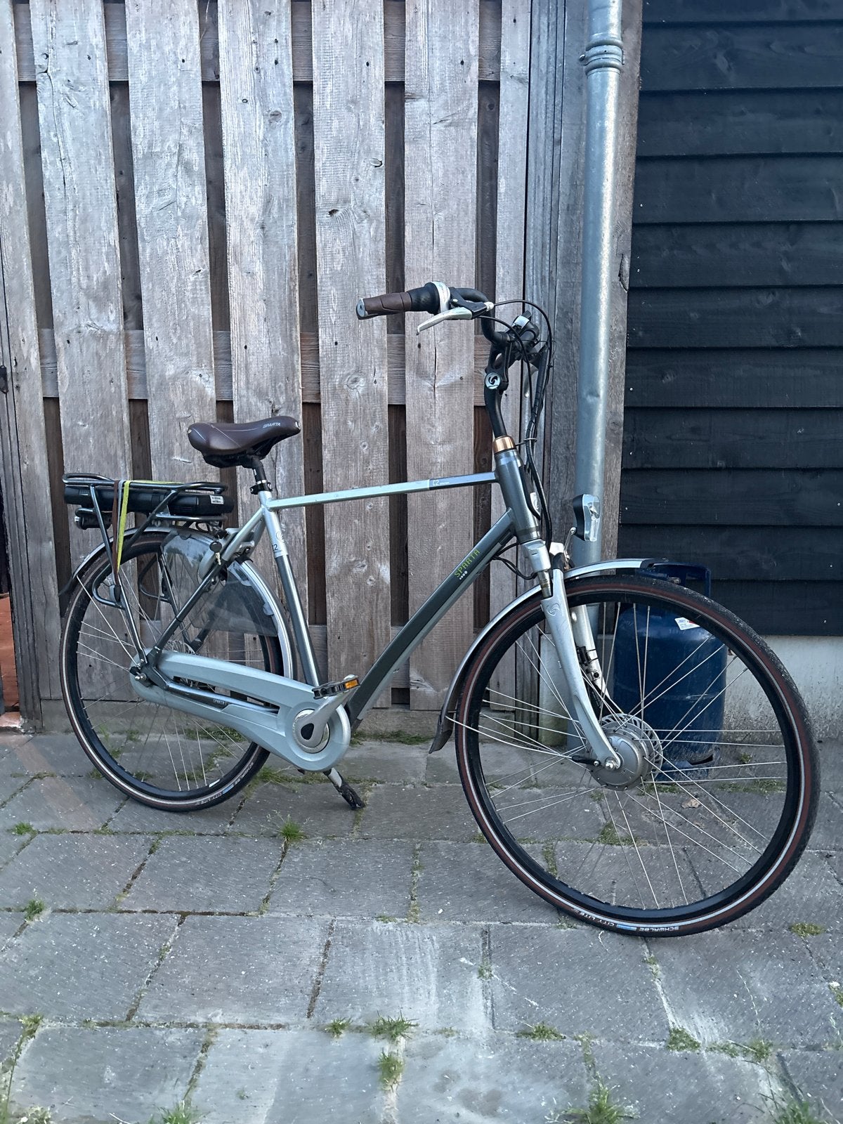 Sparta C2 Motion E-bike - Prima staat, achterband glad, Ophalen, Gebruikt, 30 tot 50 km per accu, Sparta