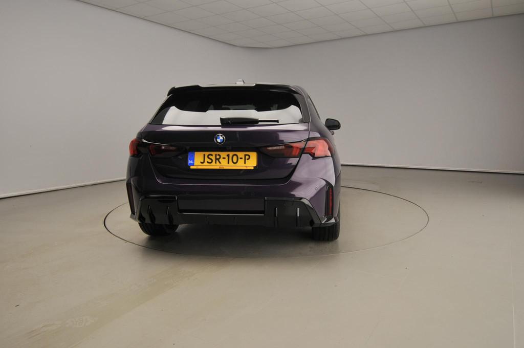BMW 1 Serie 5-deurs 120 | M-Sportpakket | LED | HUD | Active, Stof, Gebruikt, Met garantie (alle), Origineel Nederlands
