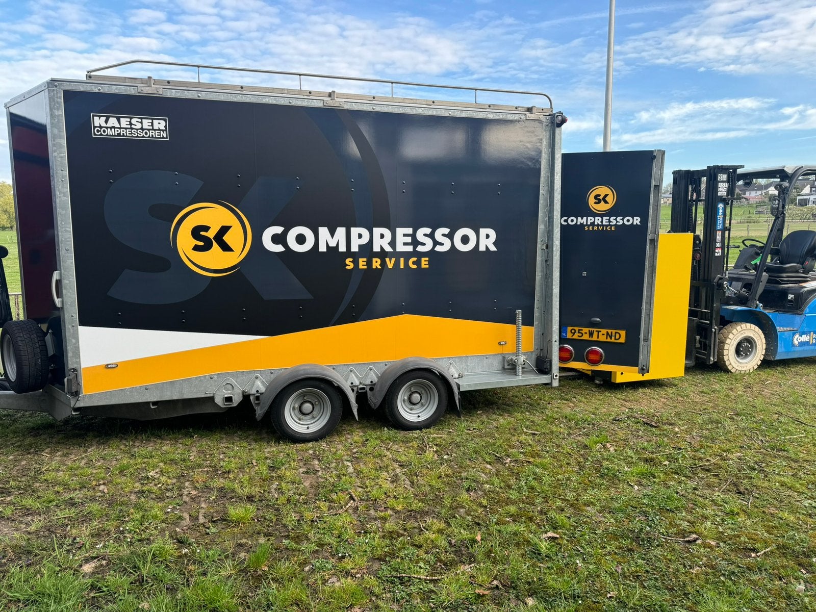 compressoren/reparaties/storingen/installatie werk/ kaeser, 100 liter of meer, Ophalen of Verzenden, Nieuw