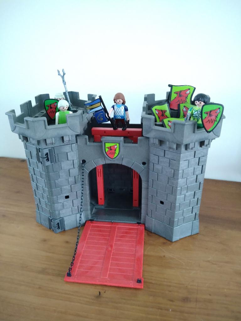 Playmobil meeneem kasteel wolvenridders met accessoires, Ophalen of Verzenden, Gebruikt, Complete set