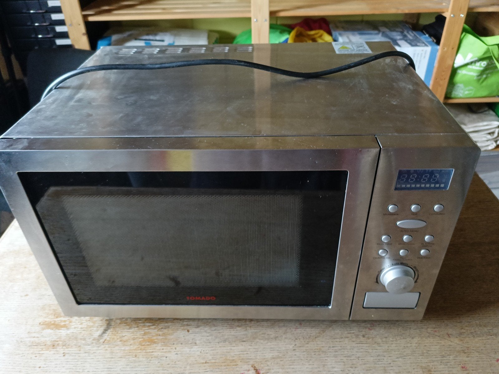 Tomado Combimagnetron/Oven - Gebruikt maar Functioneel, Ophalen, Combimagnetron, Gebruikt, Draaiplateau