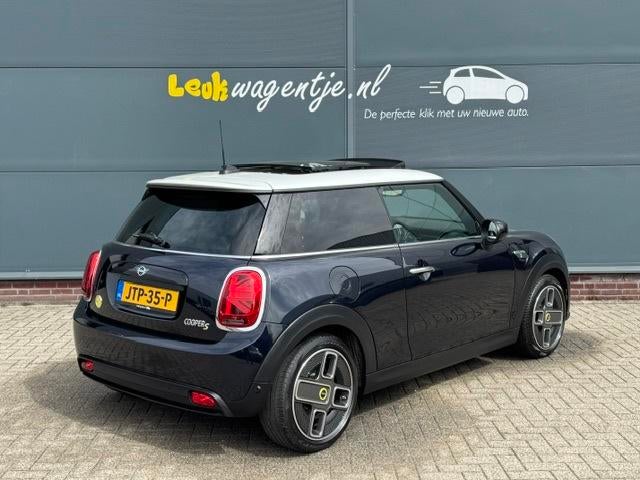 Mini Mini Electric Collect. 33 kWh *schuifdak *carplay *leer, Gebruikt, 33 kWh, 4 stoelen, Leder