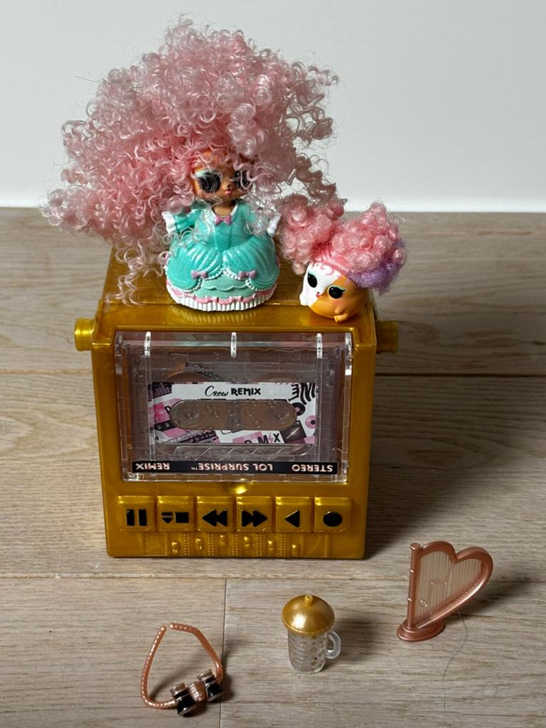 LOL Surprise Remix poppen met accessoires en diertje, Ophalen of Verzenden, Gebruikt, Meisje
