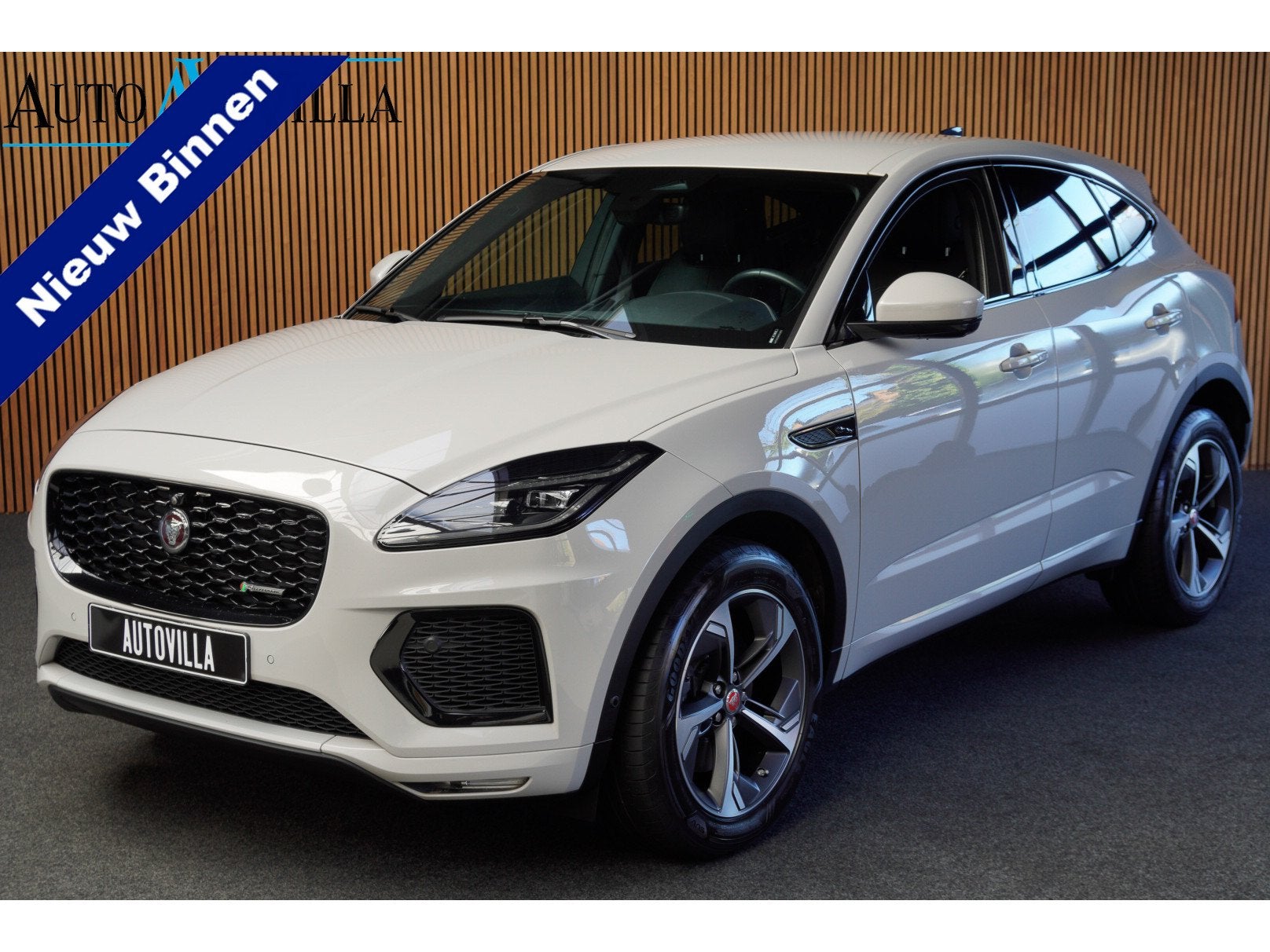 Jaguar E-Pace 1.5 P160 R-Dynamic SE Leer ACC 360 Meridian, Auto's, Dealer onderhouden, 1683 kg, Zwart, 160 pk
