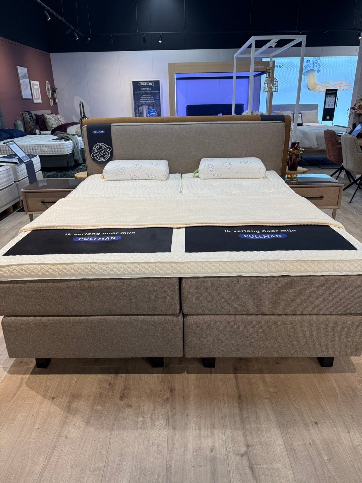 Foto 3 van Pullman Express Boxspring Elektrisch SHOWROOMDEAL