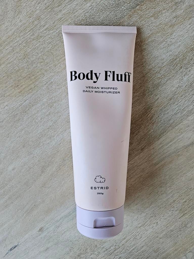 Body Fluff Estrid, Ophalen of Verzenden, Zo goed als nieuw, Bodylotion, Crème of Olie