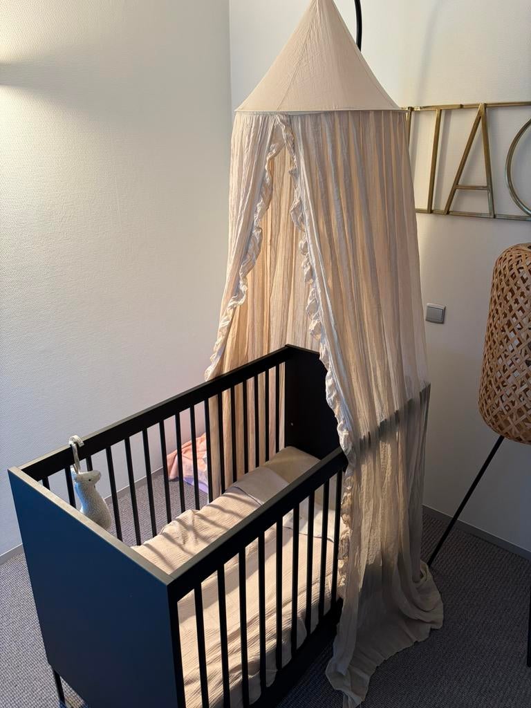 Bedje kidsmill zwart 160 x 80, Ophalen of Verzenden, Zo goed als nieuw, Ledikant