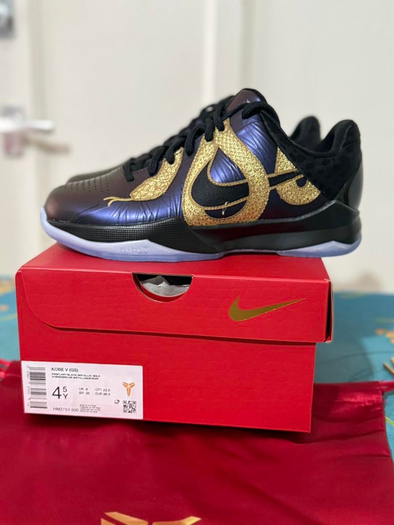 Kobe 5 Year of the Mamba Eggplant (GS) 36,5, Zwart, Nike, Nieuw, Ophalen of Verzenden