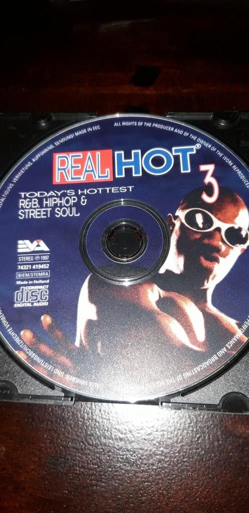 Real hot, Ophalen of Verzenden, Zo goed als nieuw