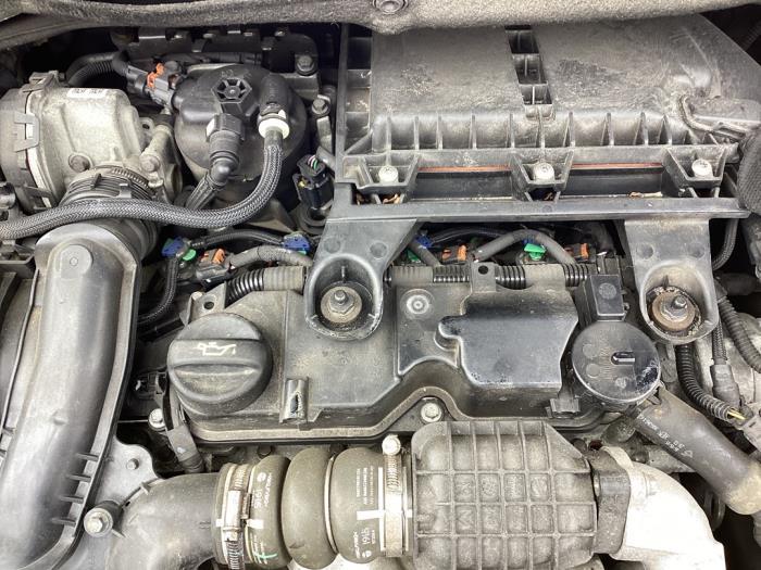 Verstuiver (diesel) van een Peugeot 208, Gebruikt, -, -, Ophalen of Verzenden