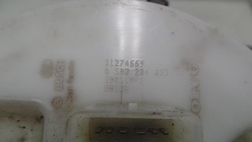 VOLVO V70 SE LUX D5 BRANDSTOF POMP VOOR DE INJECTOR 2015, Ophalen of Verzenden, Gebruikt, Stiba lid