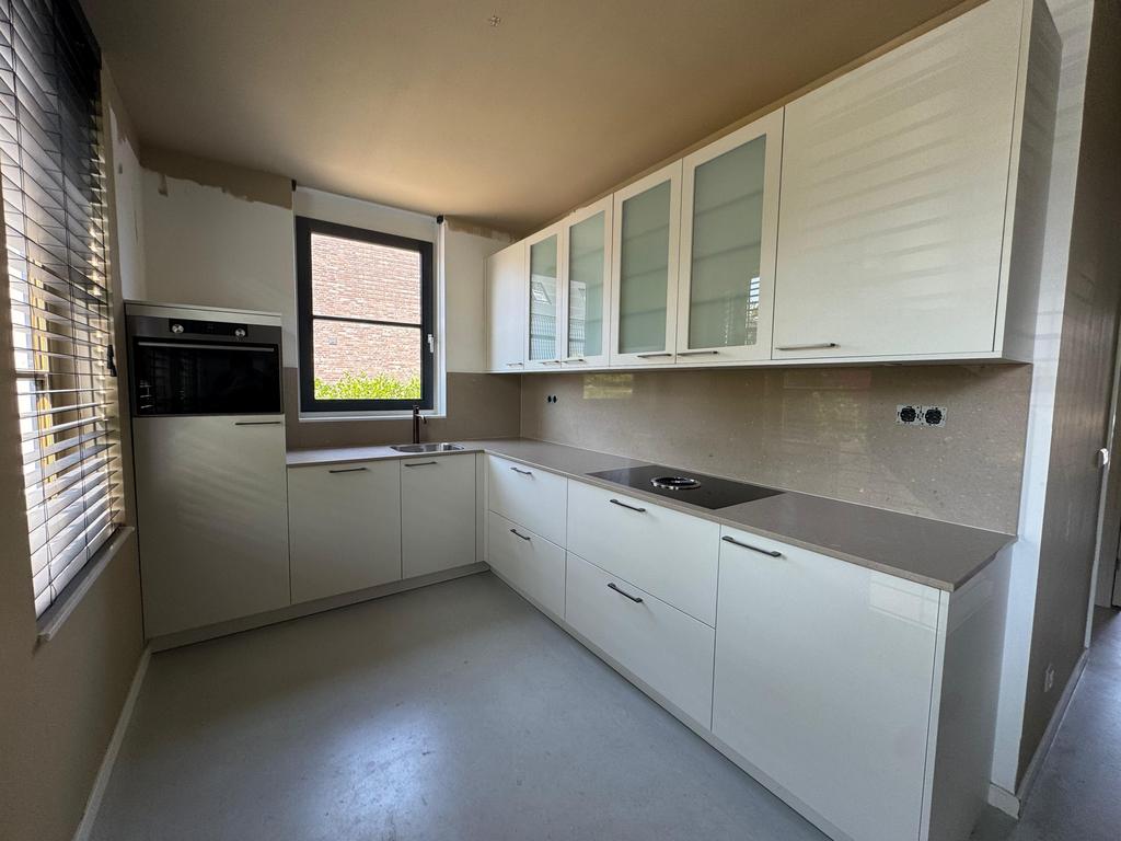 Nette Hoekkeuken Composiet + TOP Apparatuur GEDEMONTEERD, Huis en Inrichting, Keuken | Complete keukens, Ophalen of Verzenden