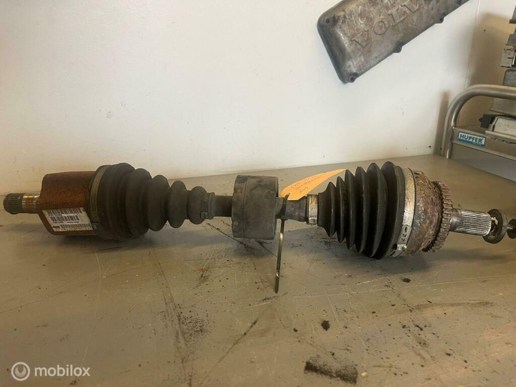 Aandrijfas origineel linksvoor Volvo XC70 II  30783086, Ophalen of Verzenden, Gebruikt