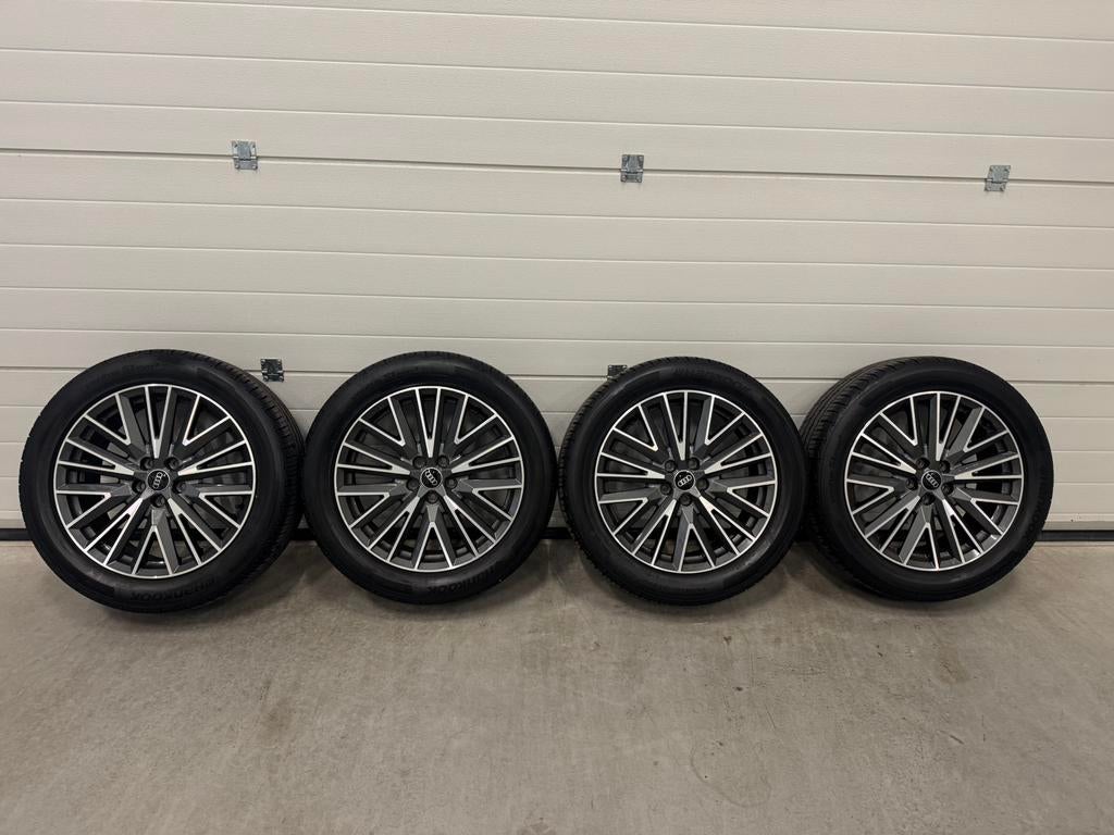 Org. 19" Audi Q3 F3 velgen + Hankook 235/50R19, Auto-onderdelen, Banden en Velgen, Ophalen, Gebruikt, Velg(en), 17 inch