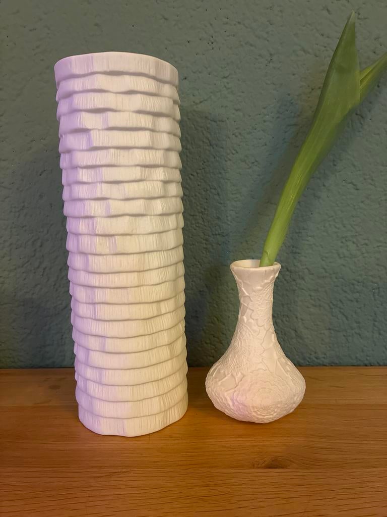 Vintage Vazen Set: Mette Ditmer & Bisque Porselein, Wit, Aardewerk of Porselein, Ophalen of Verzenden, Zo goed als nieuw