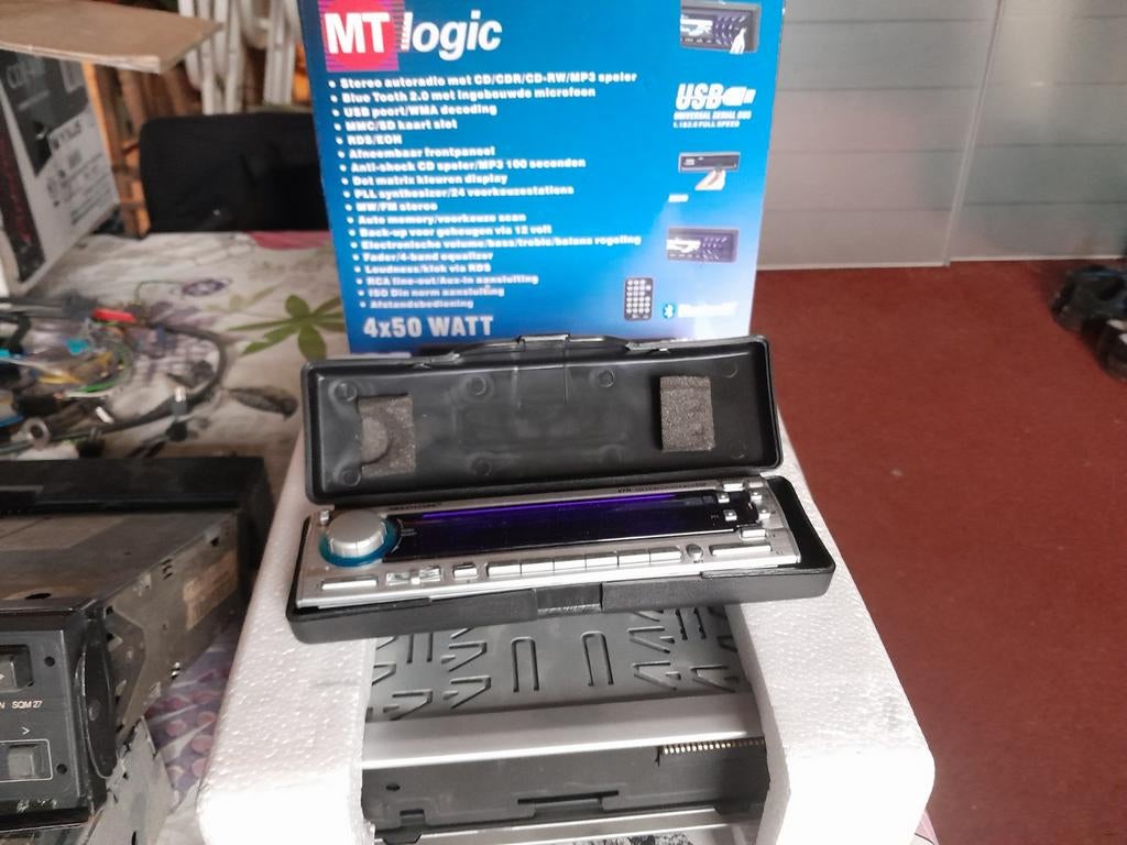 Autoradio MT Logic - CD/MP3/USB, Ophalen of Verzenden
