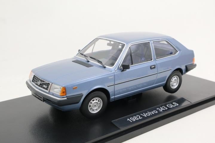 1:18  Volvo 343 GLS 1982  -  Triple 9, Overige merken, Auto, Triple 9, Info@bram-modelcars.nl