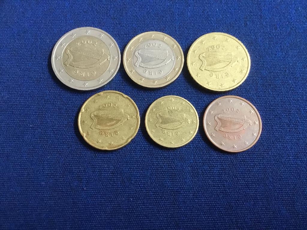 Euromunten Ierland 2002., Postzegels en Munten, Munten | Europa | Euromunten, Ophalen of Verzenden, Ierland, 2 euro, Setje