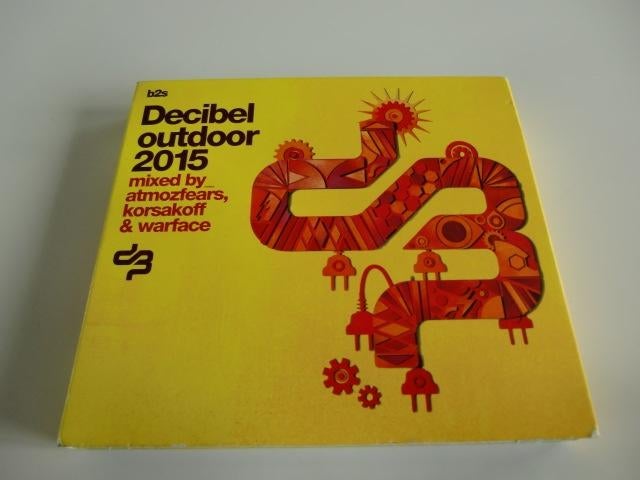 Decibel Outdoor 2015 - 4 CD's, Ophalen of Verzenden, Zo goed als nieuw, Overige genres