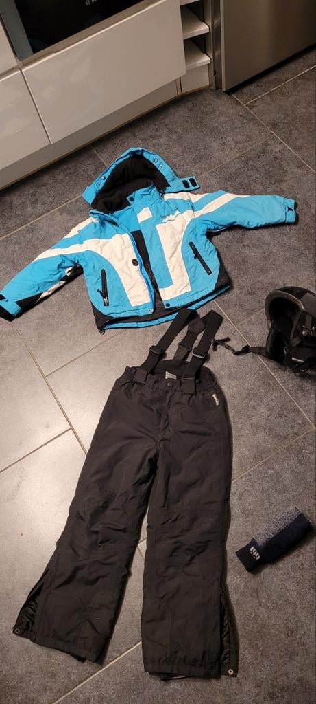 Wintersport kleding set -kind 8/9 jar- maat 128 -met helm, Ophalen, Maat 128