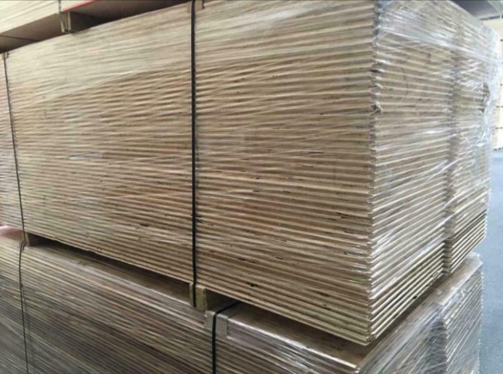 Underlayment 244cm x 61cm 18mm 4 zijden tong en groef, Ophalen of Verzenden, Nieuw, Multiplex, Minder dan 20 mm
