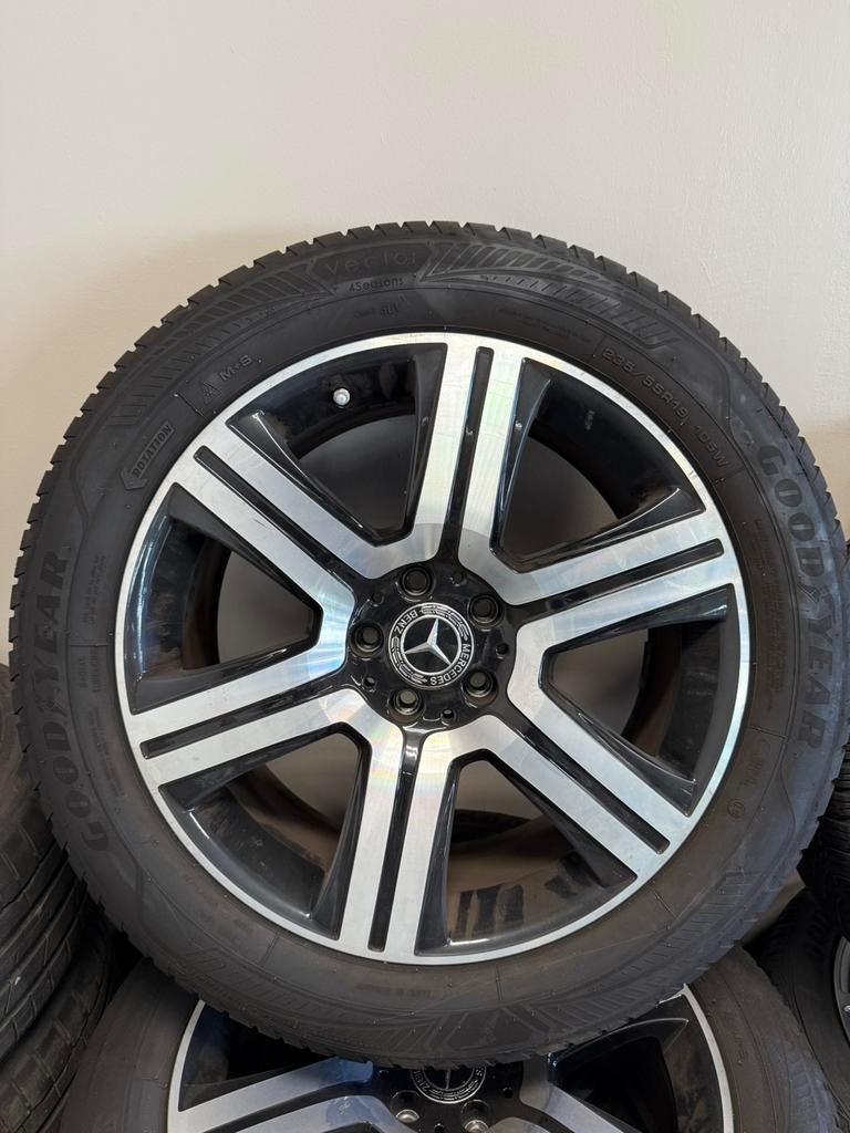 Mercedes-Benz GLC 5x112 | Goodyear 4-Season | 235/55 R19, Banden en Velgen, Nieuw, 235 mm, All Season