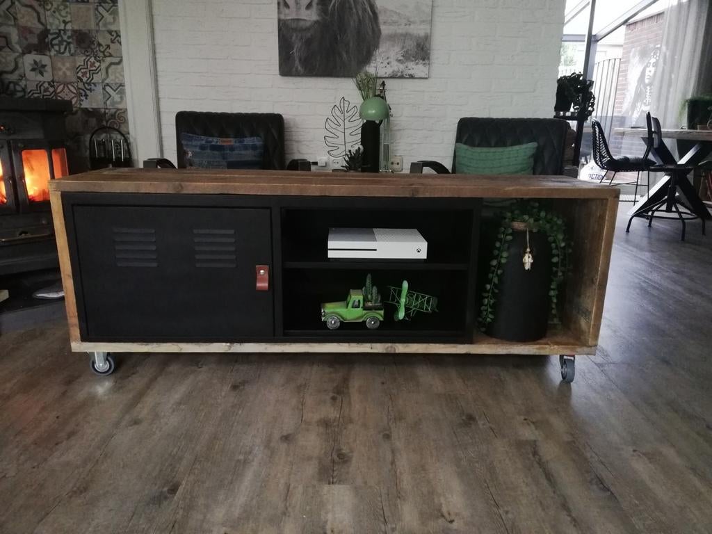 Tv meubel 165 cm industrieel, Overige houtsoorten, 150 tot 200 cm, Nieuw, Ophalen of Verzenden