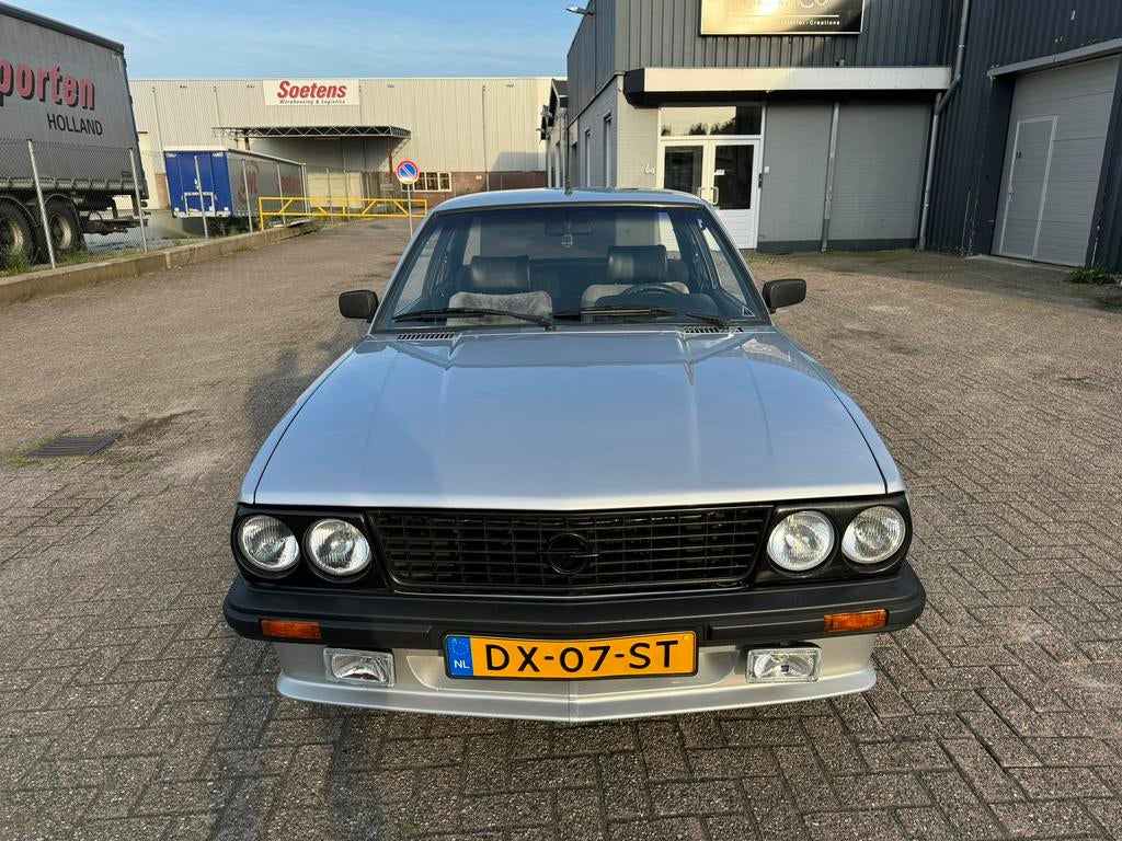 Opel Ascona 1.9 1979 Grijs, Auto's, 1897 cc, Origineel Nederlands, Handgeschakeld, Particulier