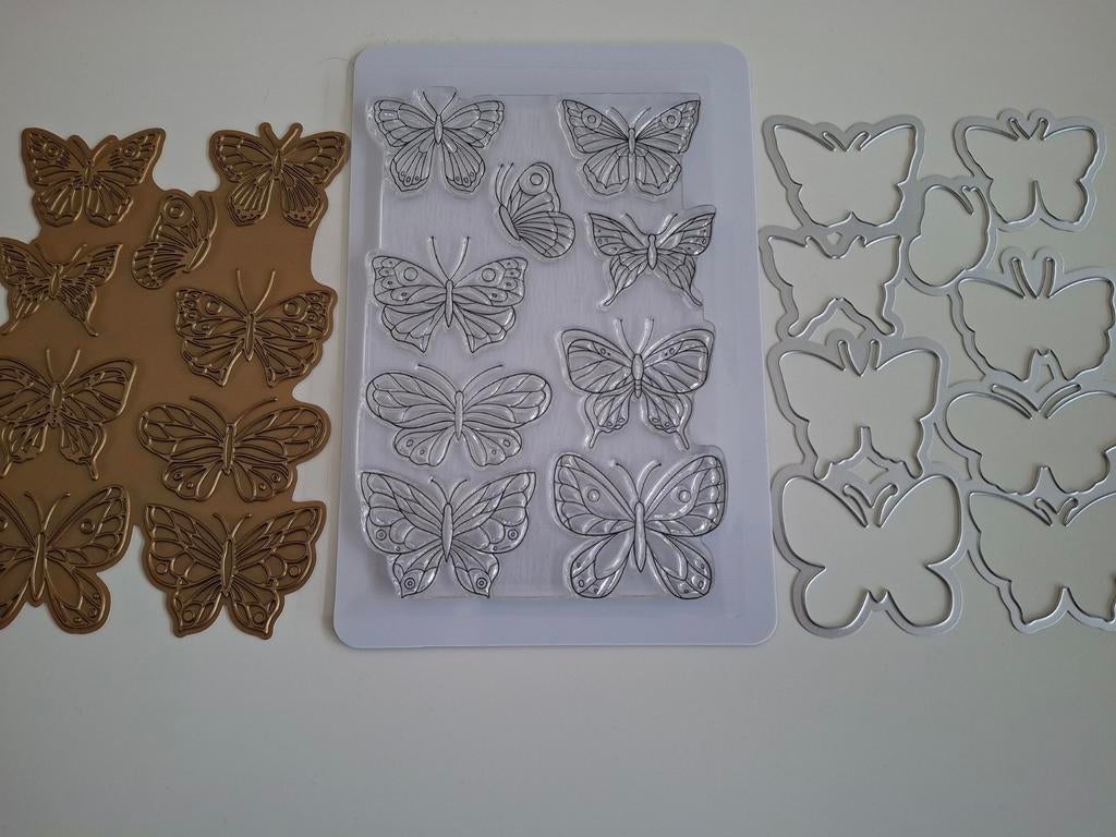 Pinkfresh Studio butterflies hot foil stempel snijmal nieuw, Ophalen of Verzenden, Nieuw, Frame of Mal, Overige merken