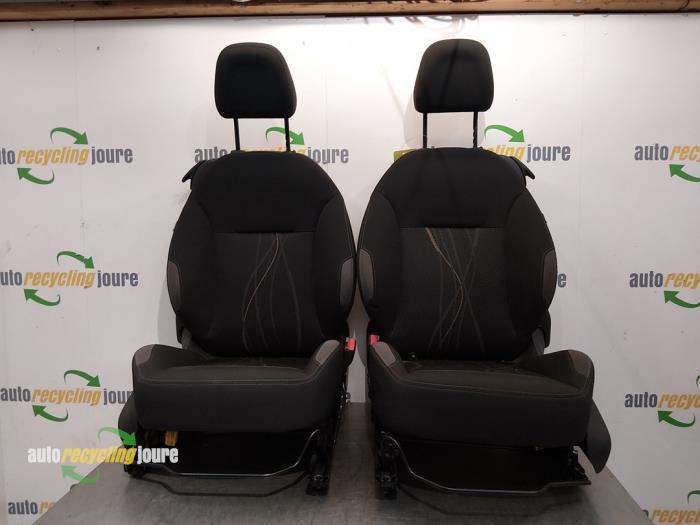 Bekleding Set (compleet) van een Peugeot 208, Auto-onderdelen, Interieur en Bekleding, Gebruikt, -, -, -