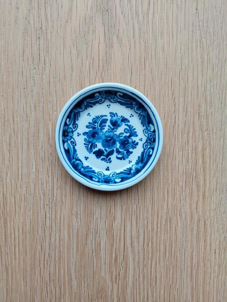 Delfts blauw bord - Oud Delft, Antiek en Kunst, Antiek | Keramiek en Aardewerk, Ophalen of Verzenden