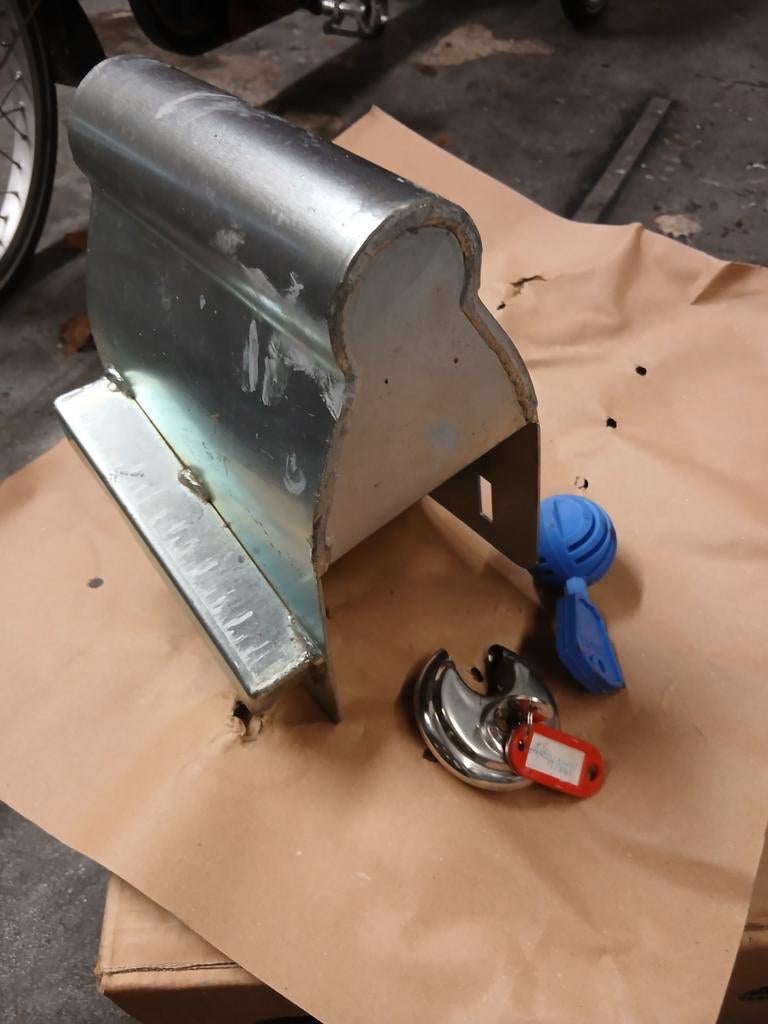 Slot voor dissel aanhanger, Auto diversen, Aanhangwagen-onderdelen, Ophalen, Gebruikt